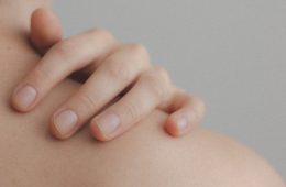 Como lidar com a pele seca, um dos sintomas do mau funcionamento da tiroide?