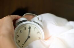 Bons hábitos de sono que ajudam a dormir melhor