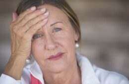 SERÁ QUE A MENOPAUSA AFETA O FUNCIONAMENTO DA TIROIDE?